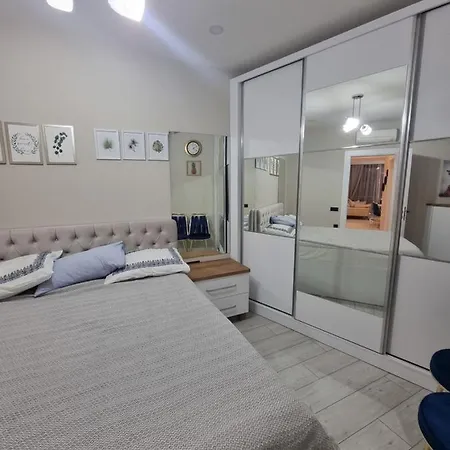 Royal Exclusive Kleopatra, *